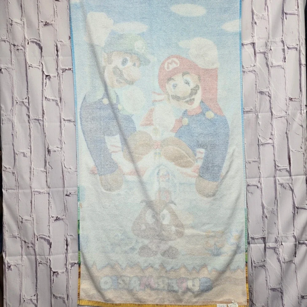 Nintendo Super‎ Mario Bros Luigi Goomba Beach Bath Towel Cotton 27x54 Colorful